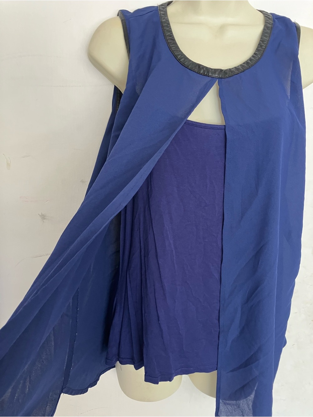 Guess Blue Keyhole Sleeveless Camisole with Black Trim XL